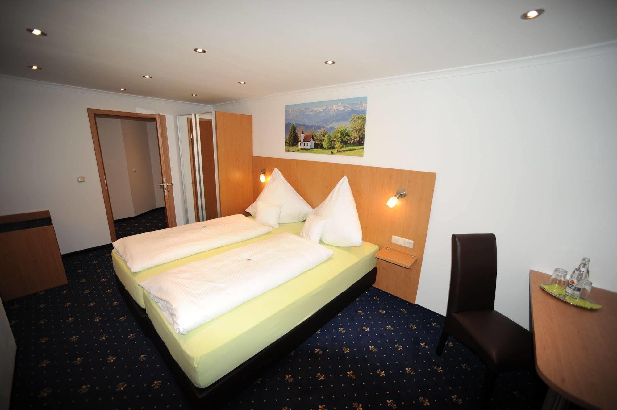 Hotel Post - Regionales Grosses Fruehstuecksbuffet - Auch Gf & Lf Scheidegg Dış mekan fotoğraf