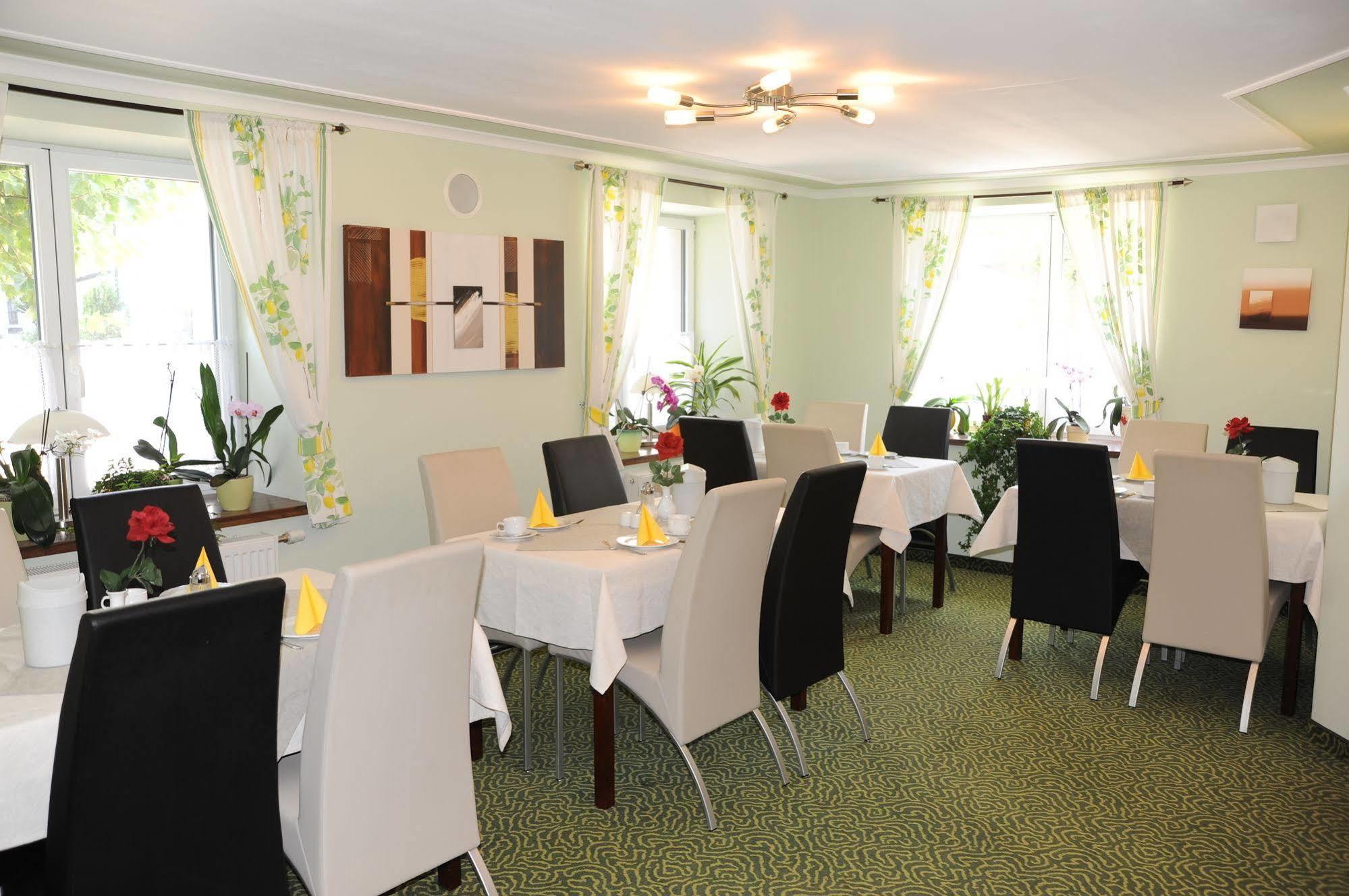 Hotel Post - Regionales Grosses Fruehstuecksbuffet - Auch Gf & Lf Scheidegg Dış mekan fotoğraf